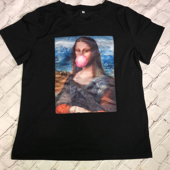 Awesome cotton graphic Tee bundle! All size Smalls - Picture 7 of 7